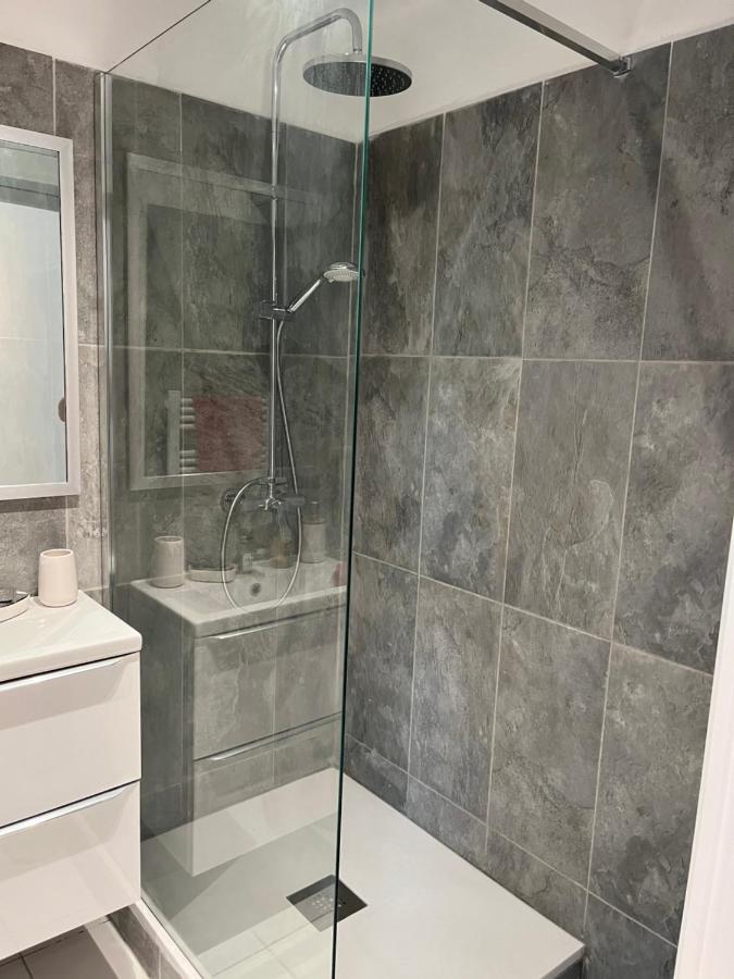 Hauteurs De : Piscine Apartment *